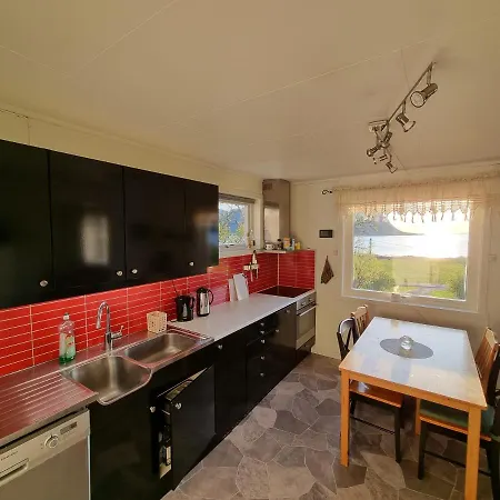 Semesterbostad Nappstraumen Seaview *