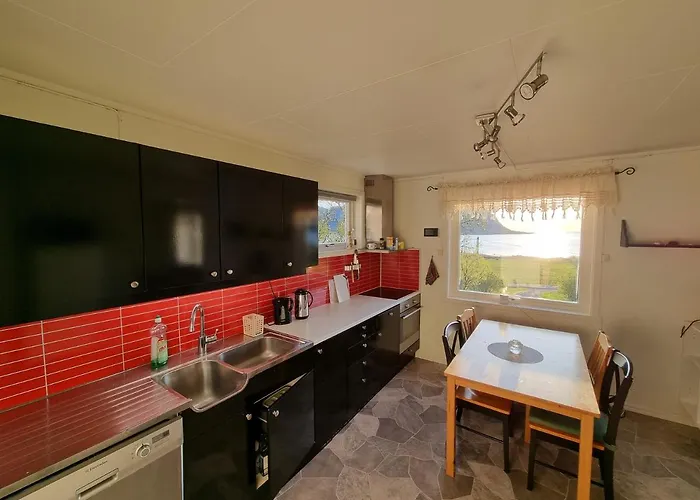 Holiday home Nappstraumen Seaview *